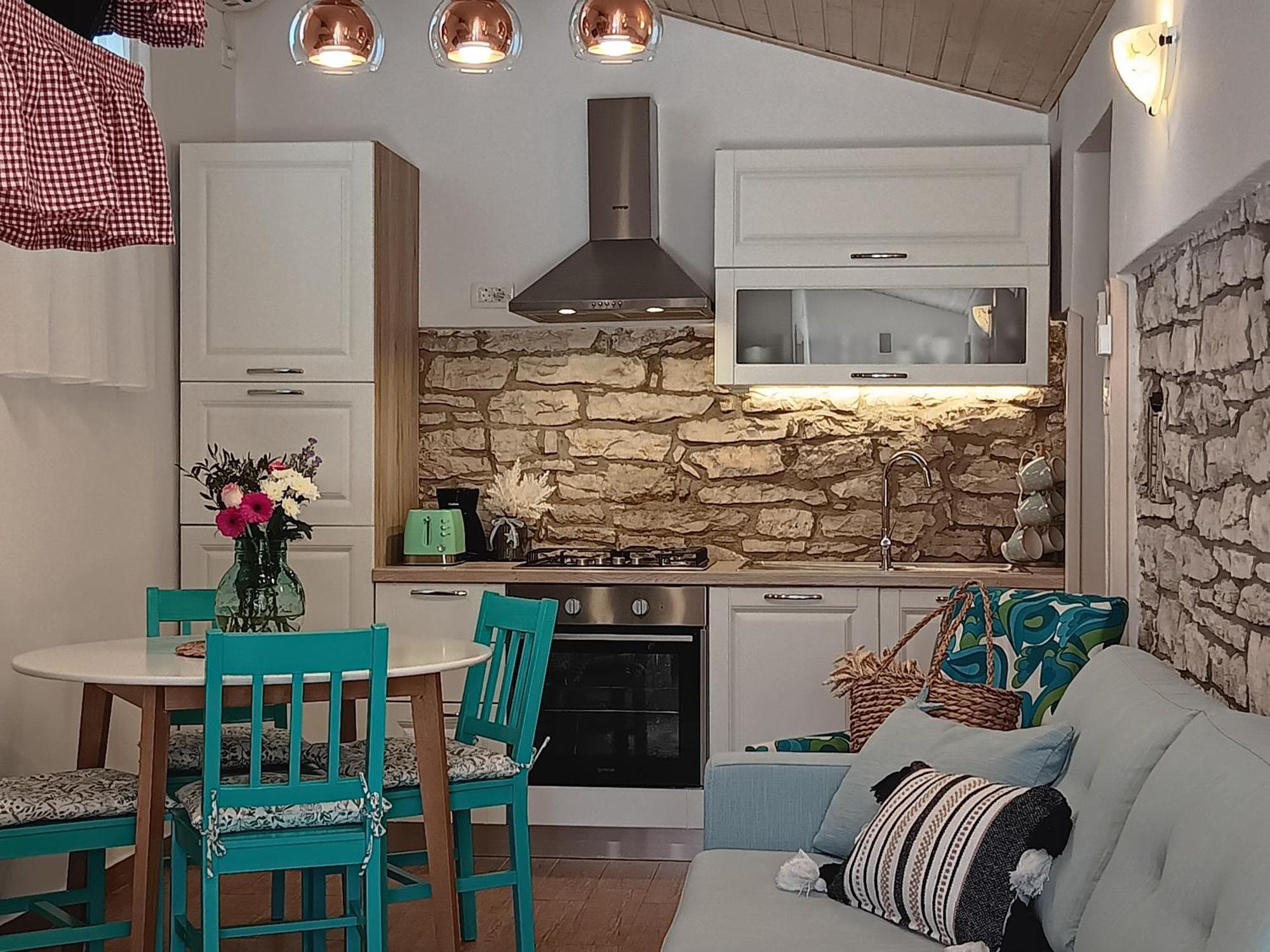Authentic Istria&Pet Friendly Apartment Banko Near Rovinj カンファナル エクステリア 写真